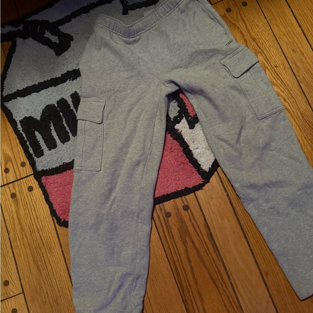 Aritzia Gray Cargo Joggers